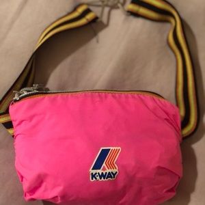 K-way pink or dark blue 3 yo